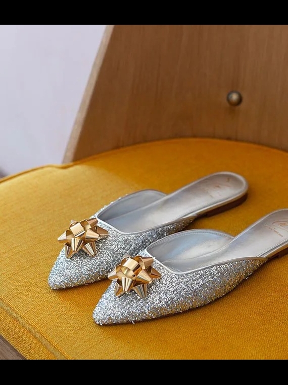 New- ANTONIO MELANI Silver Glitter Pointed Mules with Gold Bow Accents